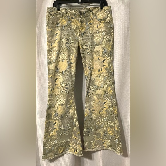 Free People Denim - Free People bell bottom jeans
